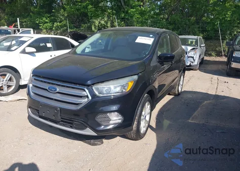 2017 Ford Escape Se z USA, uszkodzony, nr VIN 1FMCU9GD4HUD47619